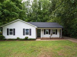 923 Foxborough Rd, Charlotte, NC 28213