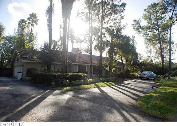 20150126211342509695000000-o