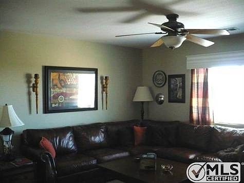 Large & Convenient Upstairs Family Room