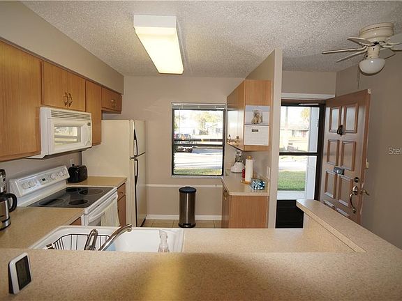 2nd image of 1627 Mission Hills Blvd