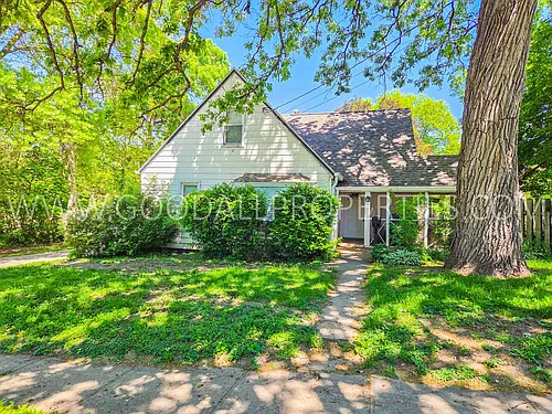 106 E Bell Ave Photo 1
