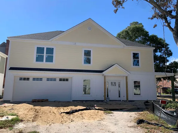 935 Edge Dr., North Myrtle Beach, SC 29582