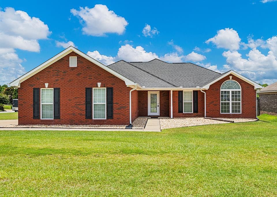 1st image of 84 Lee Road 2140