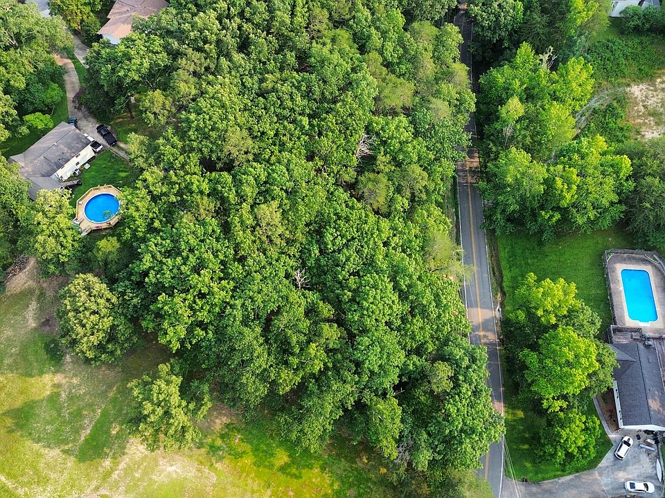 2nd image of 7412 Gates Rd