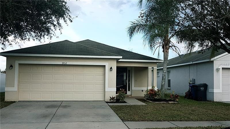 1st image of 7957 Carriage Pointe Dr