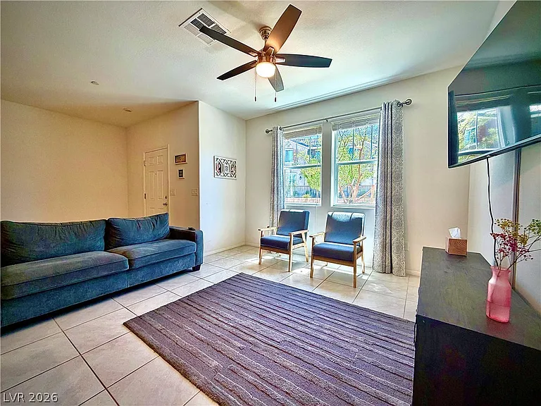 523 Cattleya Pl — Photo 3