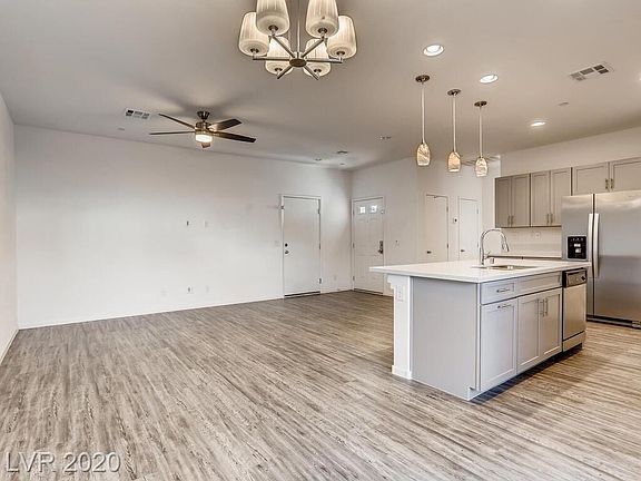 5th image of 1561 Franklin Ln