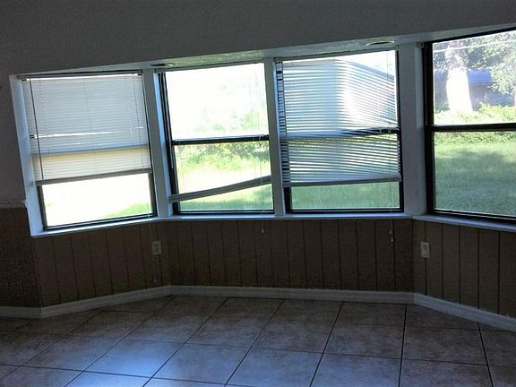 3rd image of 1780 Cowan Dr