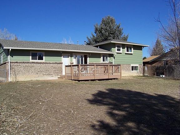 2nd image of 1465 Monterey Ct