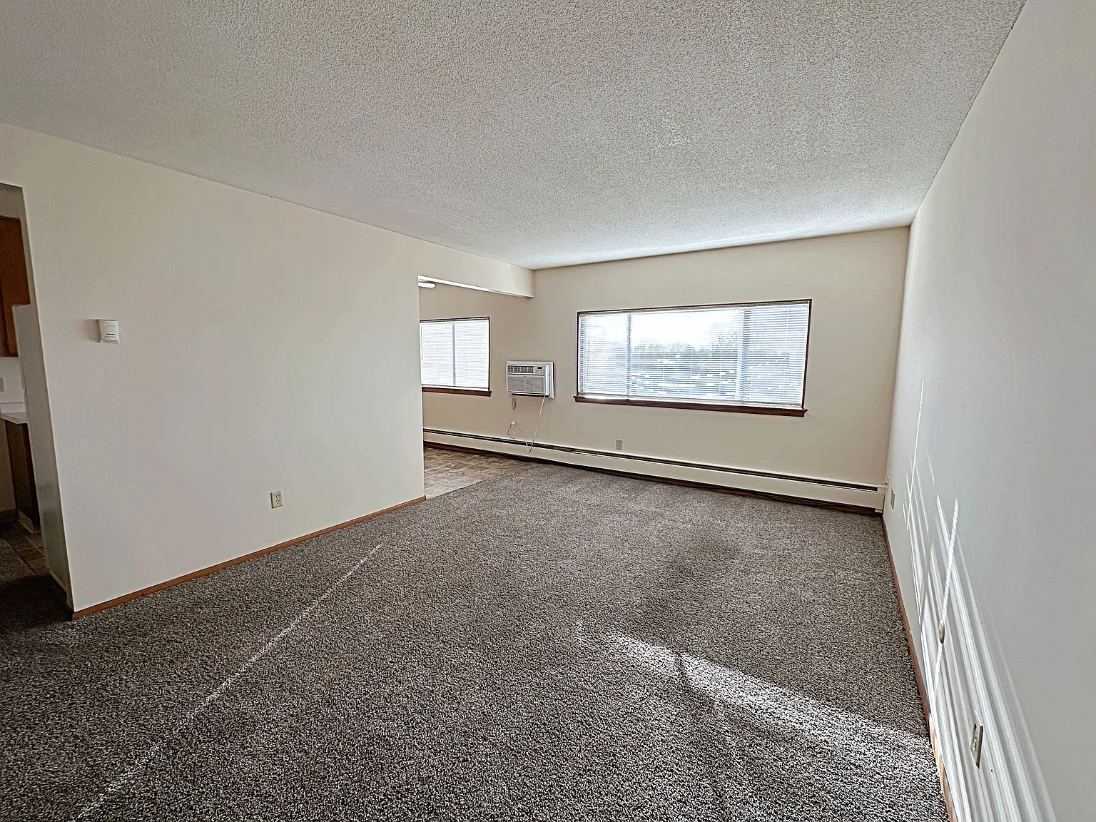 Davern Park Apartments — Photo 4