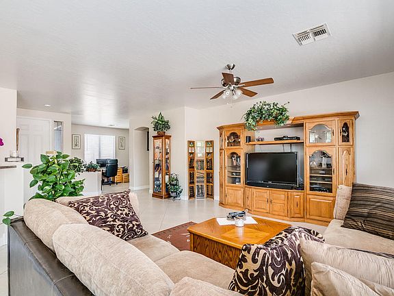5th image of 15822 W Mohave St