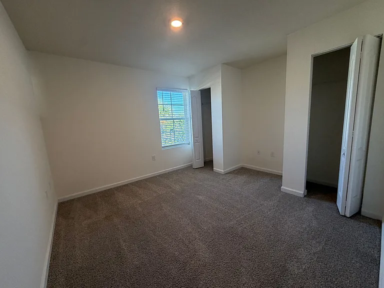 35 Oarsman Crossing Dr — Photo 11