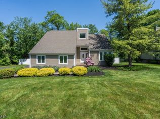 47 Highmount Ave, Warren, NJ 07059