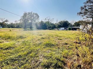 1002 Carnegie St, Baytown, TX 77520