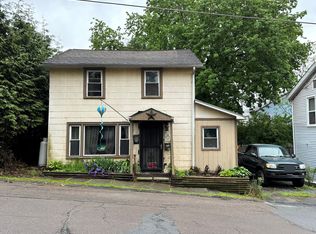 408 Penn Ave, Hawley, PA 18428