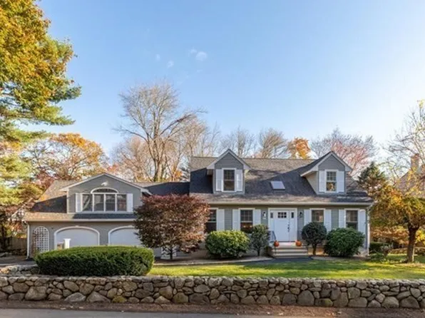 67 Grover St, Beverly, MA 01915