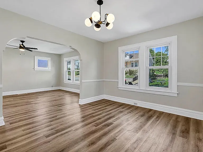 4918 Tiemann Ave — Photo 25