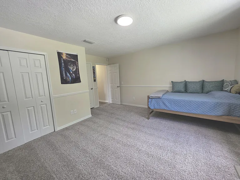 8234 Spencers Trace Dr — Photo 41