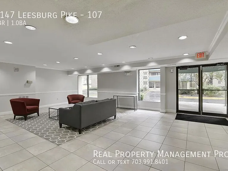 6147 Leesburg Pike #107 — Photo 21
