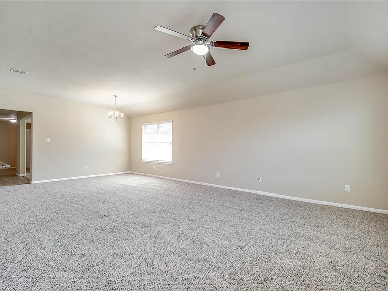 9210 Rustling Manor Ln — Photo 23