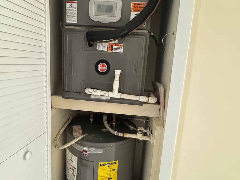 215 Lakeview Dr #105 — Photo 8