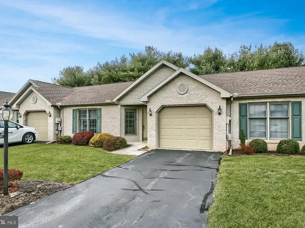 11 Mel Ron Ct, Carlisle, PA 17015