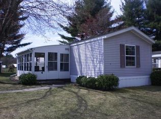 4 Carol Cir, Westfield, MA 01085