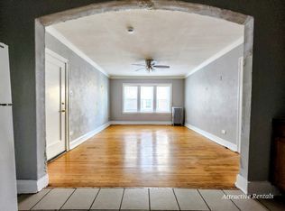 9453 S Loomis St Floor 2, Chicago, IL 60620