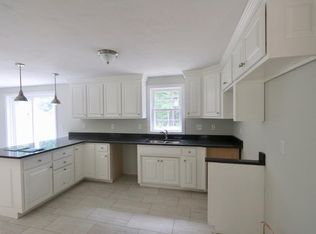11 Kittredge Rd, Shirley, MA 01464