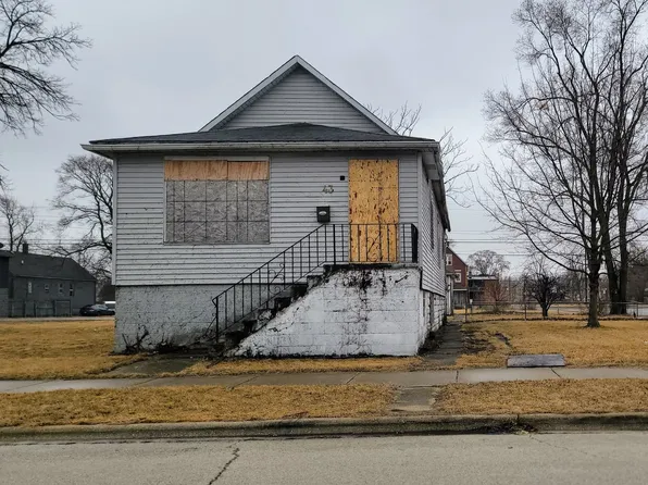43 155th St, Calumet City, IL 60409