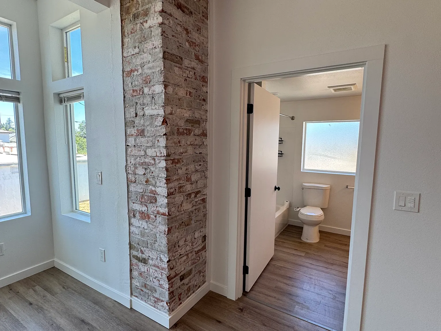 1 bed, 650 sqft, $1,400 — Photo 4