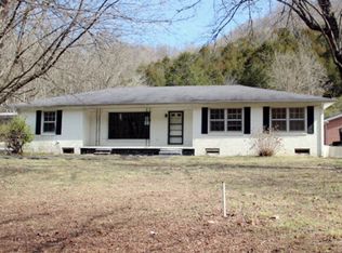 241 Baugh Hollow Ln, Gainesboro, TN 38562