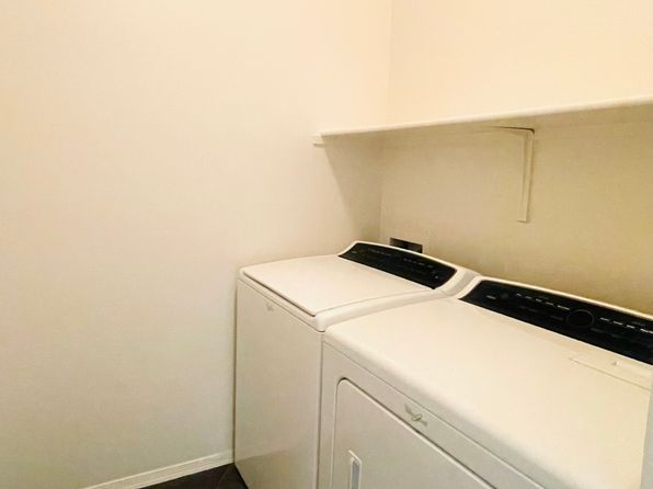 1411 E Orangewood Ave Unit 205