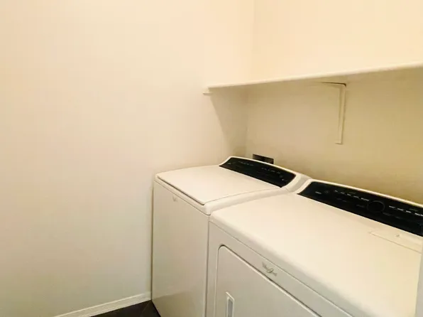 1411 E Orangewood Ave Unit 205, Phoenix, AZ 85020
