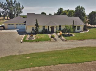 3365 Waneta Rd, Grandview, WA 98930