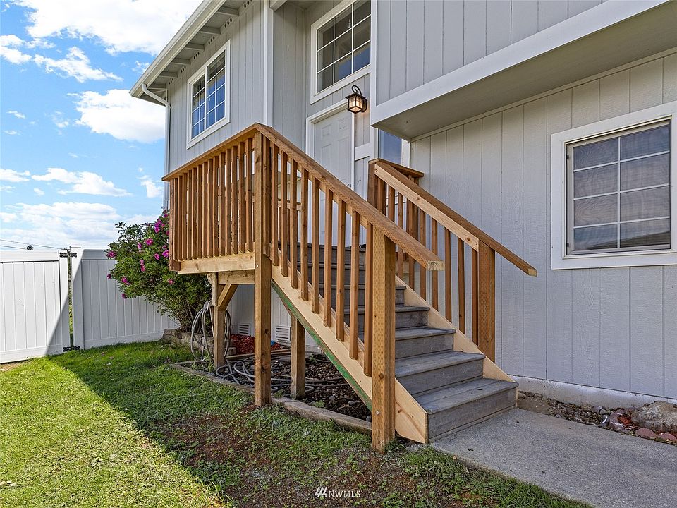 701 Lois Ln Sultan WA Zillow