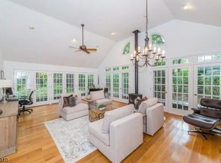 181 Long Hill Rd, Oakland, NJ 07436