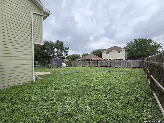 1803 White Magnolia — Photo 25