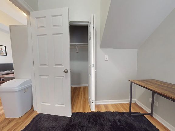 5th image of 1812 S Throop St #1R