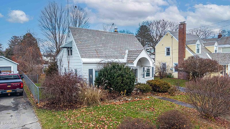 2nd image of 35 Coleman Avenue