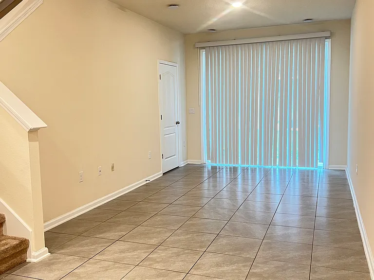 8207 Larose Rd — Photo 6