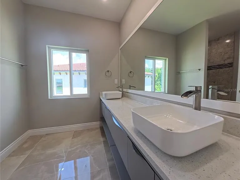 1835 Brentwood Ct — Photo 22