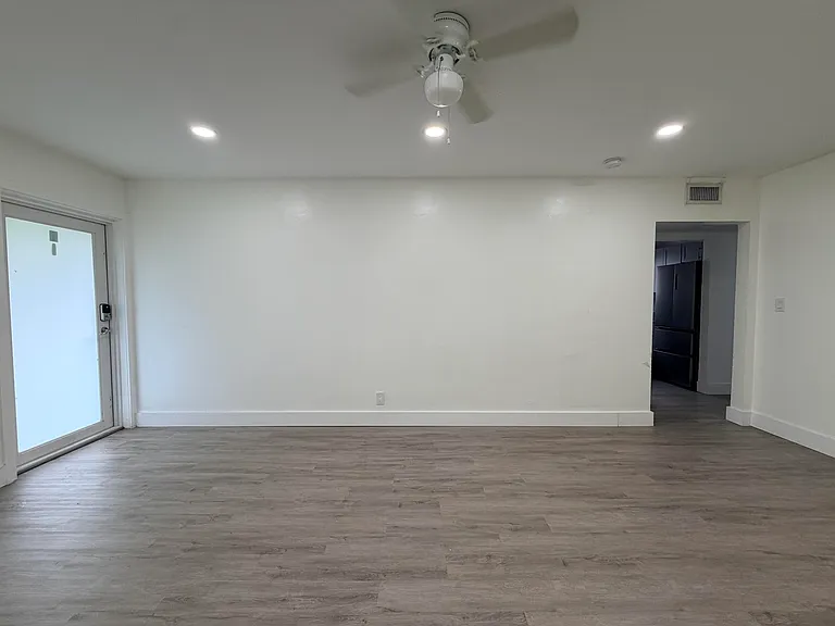 1853 Madison St #1 — Photo 2