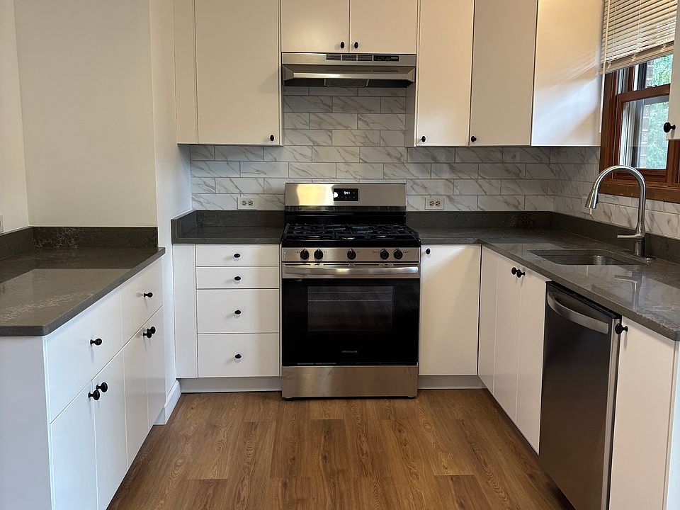 1st image of 160 N Cedar St APT 2B