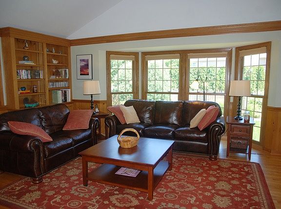 3rd image of 2730 Seiler Dr