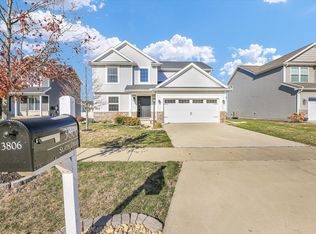 3806 Slate Dr, Champaign, IL 61822