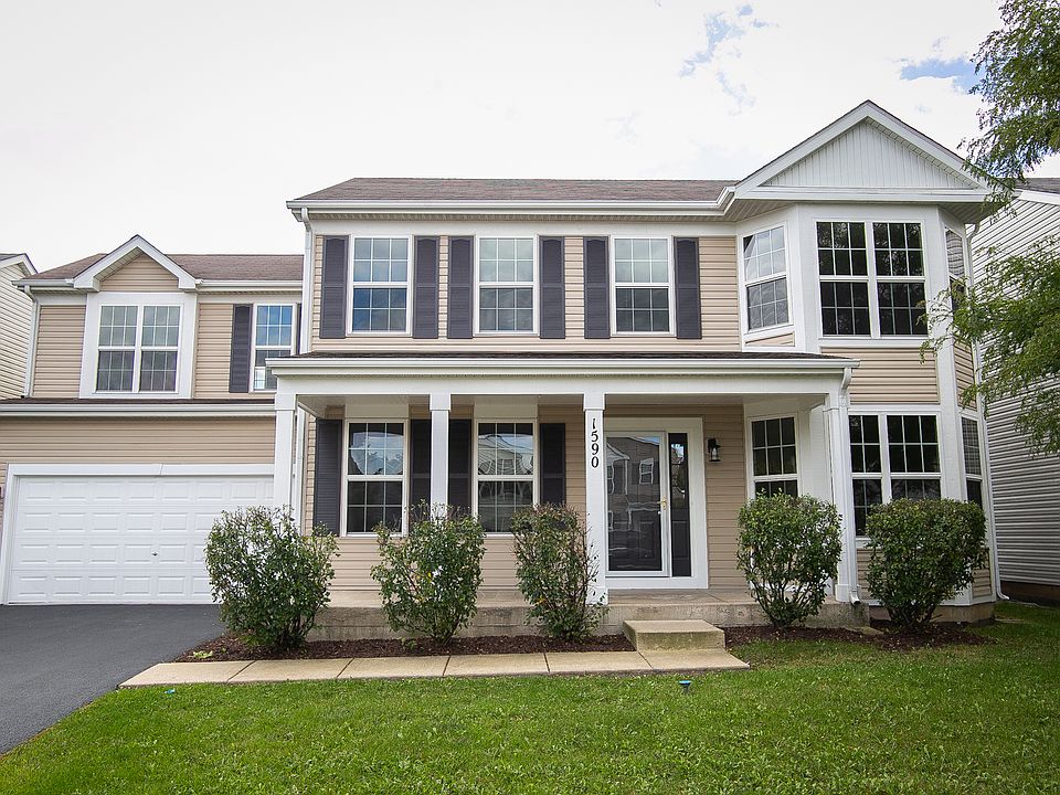 1st image of 1590 Victoria Park Cir