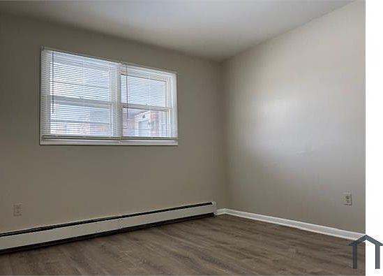 5th image of 1722 Joanna Ave