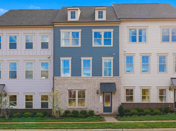 17419 Walnut Grove Way, Dumfries, VA 22026