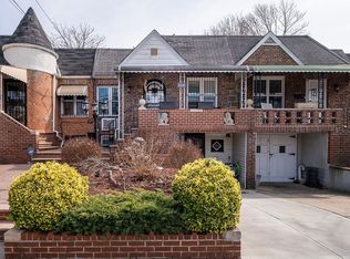 5343 62nd St, Flushing, NY 11378